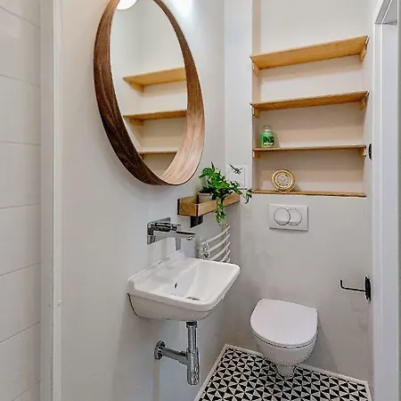 Designer City Studio Apartment