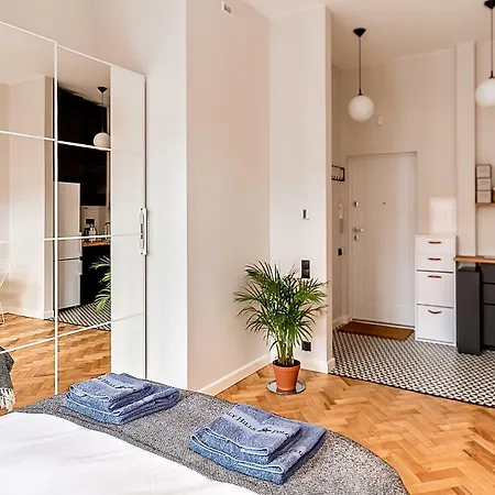 Designer City Studio Apartment